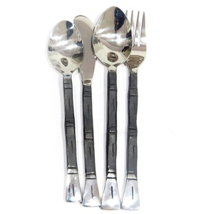 ชุดช้อนส้อมปลอมแปลงด้วยมือสไตล์วินเทจ,ชุดช้อนส้อมสแตนเลสมีดงานแต่งโลโก้ได้ตามต้องการพร้อมกล่อง - Product Image 3