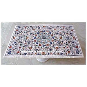 Plateau de table rectangulaire en marbre blanc incrusté de Pietra Dura fait à la main avec une surface lisse et brillante pour table basse dans une villa - Product Image 1