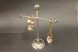 Présentoir à bijoux pour la décoration de mariage de bureau à domicile Conteneur élégant pour vos pièces bien-aimées - Product Image 5