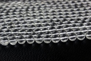 Beau cristal incolore 1 brin de qualité supérieure Quartz clair naturel pierres précieuses rondes perles lisses en gros - Product Image 5