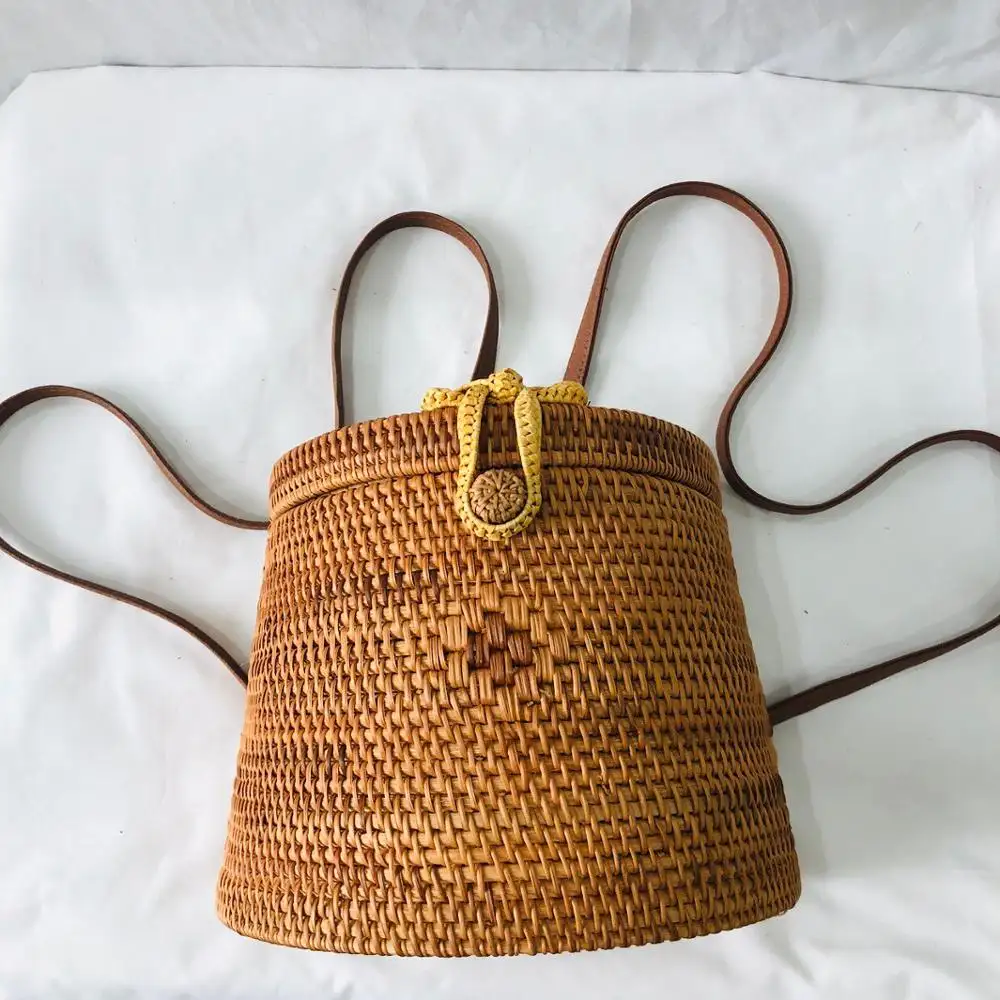 Tas Ransel Rotan Anyaman Mode Populer untuk Wanita dari Vietnam