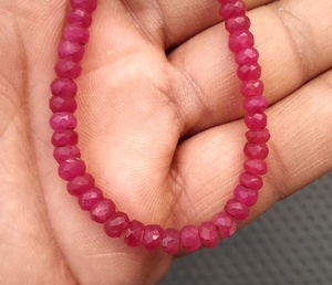 Pierres précieuses de rubis teintées, perles rondelles à facettes, fabricant en gros, fabrication de bijoux faits à la main de haute qualité - Product Image 1