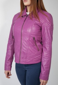 Elegante chaqueta de cuero de Napa rosa para mujer Crocheted Soft Genuine Sheep Skin Modern Twist on Classic Biker Fashion - Product Image 2