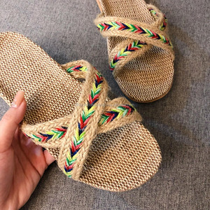 Vietnam Factory Handmade Water Hyacinth <b>Slipper</b> With Pompom for Summer Beach Women Bag <b>Slipper</b> Souvenir - Product Image 2