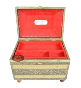 BIG TREASURE CHEST (RAJWADI PITARA) STYLE, ARTIFICIAL LEATHER FINISH, <b>WOODEN</b> HANDMADE JEWELLERY BOX (12"x8"x8" INCH) - GOLDEN - Product Image 5