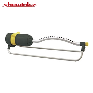 Arroseur d'eau oscillant pour tuyau d'arrosage, dispositif avec 17 buses - Product Image 2