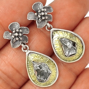 Pendientes de meteorito de Campo del Cielo de Plata de Ley 925, joyería fina ODM, venta al por mayor, diseño de flor con ajuste de bisel OEM - Product Image 1