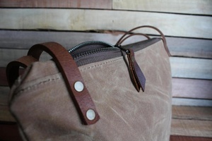 Crossbody <b>Messenger</b> Waxed Canvas Laptop <b>Messenger</b> <b>Bag</b> <b>for</b> <b>Men</b> & Women IB-0077 - Product Image 4