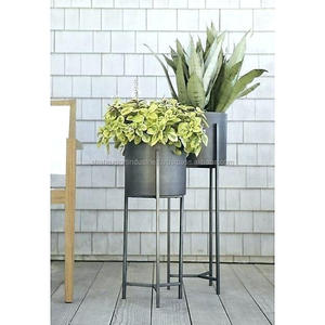 Grands jardinières à fleurs en métal galvanisé noir avec support pour jardin, patio, porche et balcon Jardinières à fleurs décoratives - Product Image 5