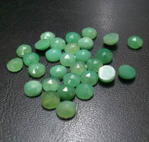 Venta al por mayor 6mm Natural Chrysoprase Loose Rose Cut Cabochon Gemstone AAA Piedra de alta calidad Piedras a granel Alta calidad Competitivo - Product Image 2