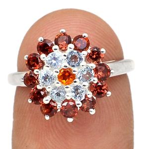 925พลอยโกเมนดอกไม้รูปทรงกลมขนาดเล็กแหวนเงินแท้สำหรับผู้หญิงแหวนเงินอัญมณีดีไซน์สวย - Product Image 1