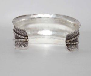 Pulsera de diseñador de plata esterlina 925 para venta al por mayor fabricante de brazalete hecho a mano de plata - Product Image 3