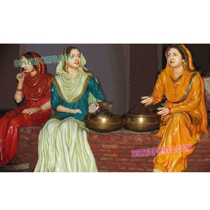 Punjabi Statues Punjabi Jatti Statues Scène D'eau Fiber Statue - Product Image 1