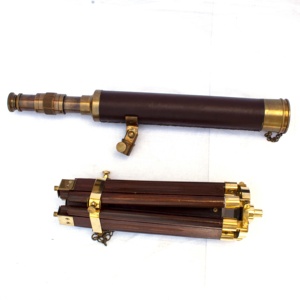 14 "Antiquestyle Brass Spyglass Soporte de trípode de madera Hecho a mano Agarre marrón Telescopio de metal Monocular Durable Regalos DE NOVEDAD - Product Image 4