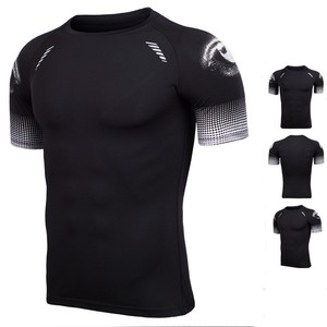 Haut de sport décontracté grande taille pour hommes T-shirt d'entraînement de gymnastique en polyester à séchage rapide surdimensionné à manches courtes teint sur mesure - Product Image 1