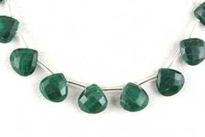 Perles de Malachite naturelle à facettes en forme de cœur, qualité supérieure, 1 brin, perles de fabrication - Product Image 3