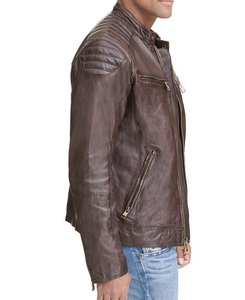Veste en cuir à épaules matelassées Veste de moto de style motard en cuir véritable Vêtements d'extérieur à la mode classiques - Product Image 5