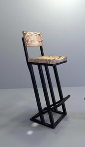 Tabouret de bar en bois et métal de style industriel indien, élégant et durable, mobilier de bar - Product Image 2