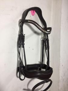 Brida anatómica, banda nasal ondulada con relleno extra suave disponible en todos los tamaños y colores personalizados - Product Image 4