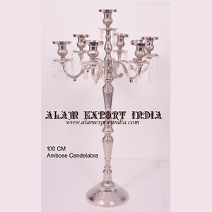 Candélabres attrayants les plus vendus avec un design en relief gravé personnalisé fini avec du cristal décorer des candélabres maison et mariage - Product Image 1