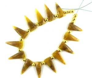 Cuentas de Briolette de GEMA de ágata amarilla Natural, forma de triángulo facetado, para fabricación de joyas, piedra barata, venta al por mayor - Product Image 3