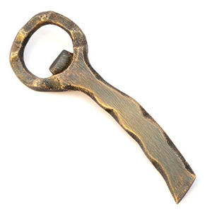 Ouvre-bouteille en laiton antique forgé à la main - Product Image 1