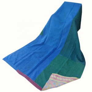 Venta al por mayor hecho a mano indio color suave kantha edredón vintage, bordado a mano, manta de algodón - Product Image 4