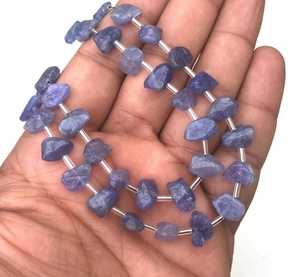 Piedra preciosa de tanzanita natural, Azul forma desigual, Centro rugoso pulido perforado en bruto para la fabricación de joyas, piedra natal - Product Image 2