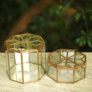 Boîte en verre décorative en laiton de grande qualité à prix raisonnable pour offrir en cadeau à des prix de gros avec couleur et tailles personnalisées - Product Image 2