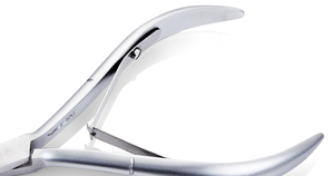 NGHIA C-04 professionnel de haute qualité en acier inoxydable pour les ongles pince à cuticules meilleur exporté ensemble de manucure finition grise directement emballé - Product Image 3