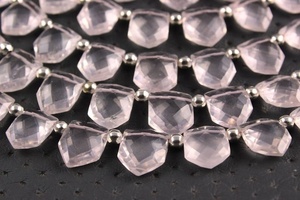 Qualité géniale, 1 brin à facettes en forme de pentagone, perles de Briolette, Quartz Rose naturel, pierre précieuse, vente en gros - Product Image 2