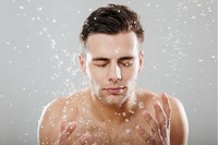 2024 superventas Japón-Made Men's Cool Facial Foam 130g mentol Oil Face Wash con efecto refrescante para el cuidado de la piel al por mayor
