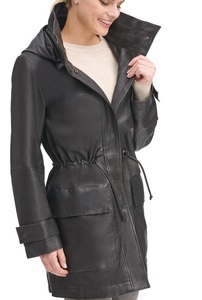 Veste en cuir finition dégradée pour femme à la texture robuste idéale pour les amateurs de grunge streetwear d'inspiration vintage - Product Image 2