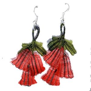 Boucles d'oreilles en crin de cheval naturel faites à la main fleurs colorées goutte balancent bijoux de mode artisanat tissé d'Équateur - Product Image 1