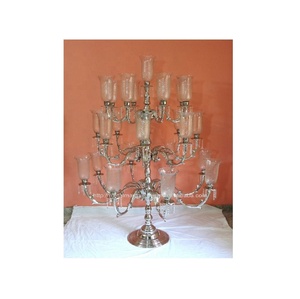 Candelabro Alto de Aluminio de Diseño Moderno y Lujoso con Múltiples Brazos para Decoración del Hogar y Sala de Estar para Uso Religioso - Product Image 1