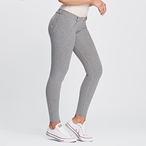 กางเกงขากว้างผ้าฝ้ายน้ำหนักเบาจับคู่กับเสื้อแฟชั่นผู้หญิงที่มีสไตล์เหมาะสำหรับลุคลำลองหรือสำนักงานสุดสัปดาห์ - Product Image 5