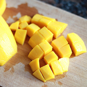 FROZEN IQF <b>MANGO</b> FROM VIETNAM KMI FACTORY - Product Image 1