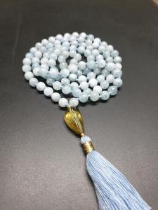 Collier de yoga aigue-marine en perles de mala religieuses 108-Cadeau pour les occasions de fête - Product Image 2