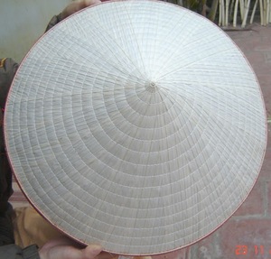 หมวกทรงกรวยแบบดั้งเดิมของเวียดนามสำหรับทุกสภาพอากาศ - Product Image 1