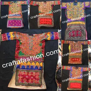 Gaun Kerja Tangan Sindh Wanita-Gaun Pesta Bordir Berkualitas Oleh Megh-Jaket Gipsi Balochi Bohemian-Gaun Baikani Kuchi Antik