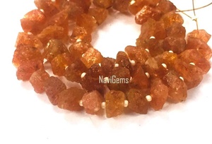 Pierre de soleil naturelle véritable de forme irrégulière, Center percé, non traité, paillettes, pierres précieuses rugueuses, fabrication de bijoux, vente en gros - Product Image 2