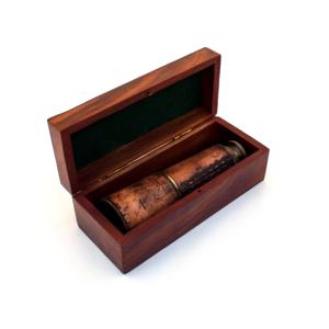 Telescopio de latón antiguo Caja de madera Agarre de cuero Diseño de catalejo grabado Pirata clásico Decoración náutica Monocular de aleación de metal - Product Image 5