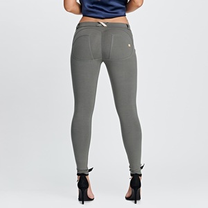 กางเกงขากว้างเอวสูงและเสื้อแฟชั่นผู้หญิงคอกลมผ้าคอตตอนผสมลำลองชุดสองชิ้นเพื่อความสบายในฤดูร้อน - Product Image 5