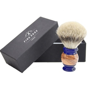 Brocha de afeitado en húmedo de tejón de Punta plateada con logotipo personalizado brocha para Barba masculina para barberías - Product Image 1