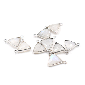 Colgante de Plata de Ley 925 con Forma de Triángulo de Piedra Lunar, Chapado en Plata, Hecho a Mano para la Creación de Joyas - Product Image 4