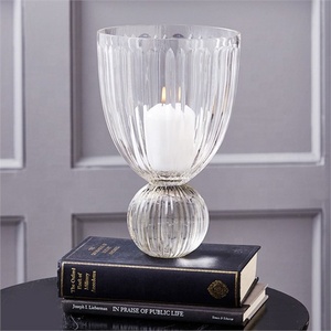 Meilleure vente de bougeoir moderne en verre Hurricane support de pilier de bougie en métal pour mariage ou Noël pour décorations de fête - Product Image 5