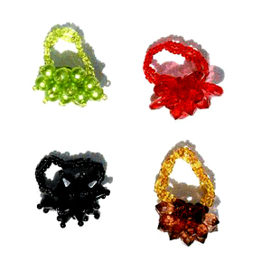 Bijoux péruviens faits à la main pour enfants anneaux de fleurs mignonnes pour les tout-petits et les bébés perlés avec des cristaux en plastique colorés - Product Image 1