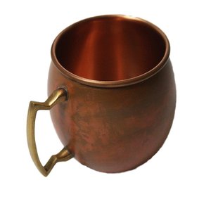 Tasse de mule de Moscou finie martelée en laiton massif avec poignée en cuivre pour une utilisation potable - Product Image 2