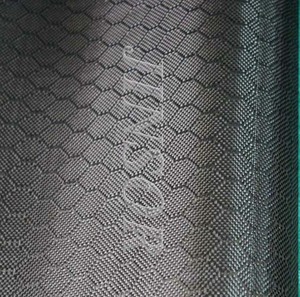 Tela de fibra de carbono tejida en forma de panal 3k-Tejido liso Industria ligera y aplicación de zapatos - Product Image 6