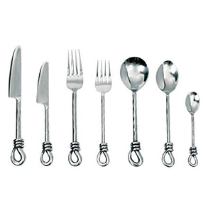 Ensemble de couverts en acier inoxydable martelé à la main Chaman India (7 pièces) - Product Image 1
